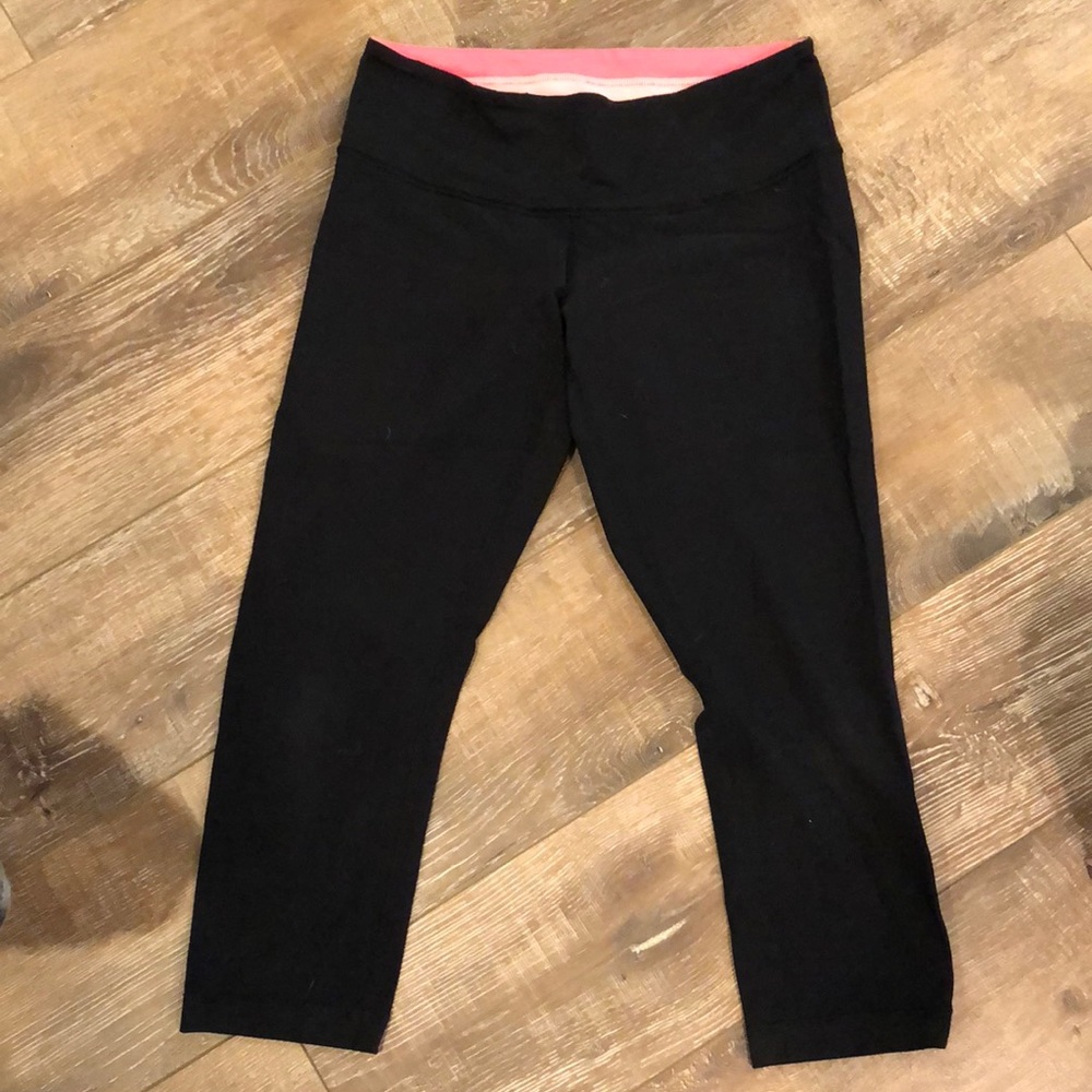 Lululemon 6 cropped leggings